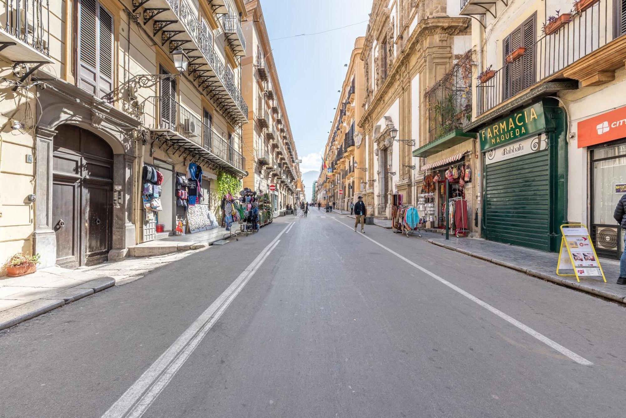 Sicilia Bella Maqueda Apartment Palermo Luaran gambar